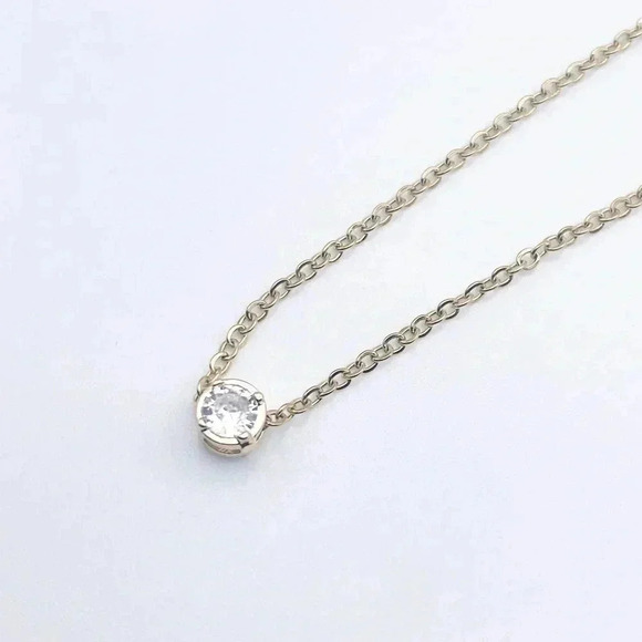 Solitarie Cubic Zirconia Necklace - Picture 2 of 6